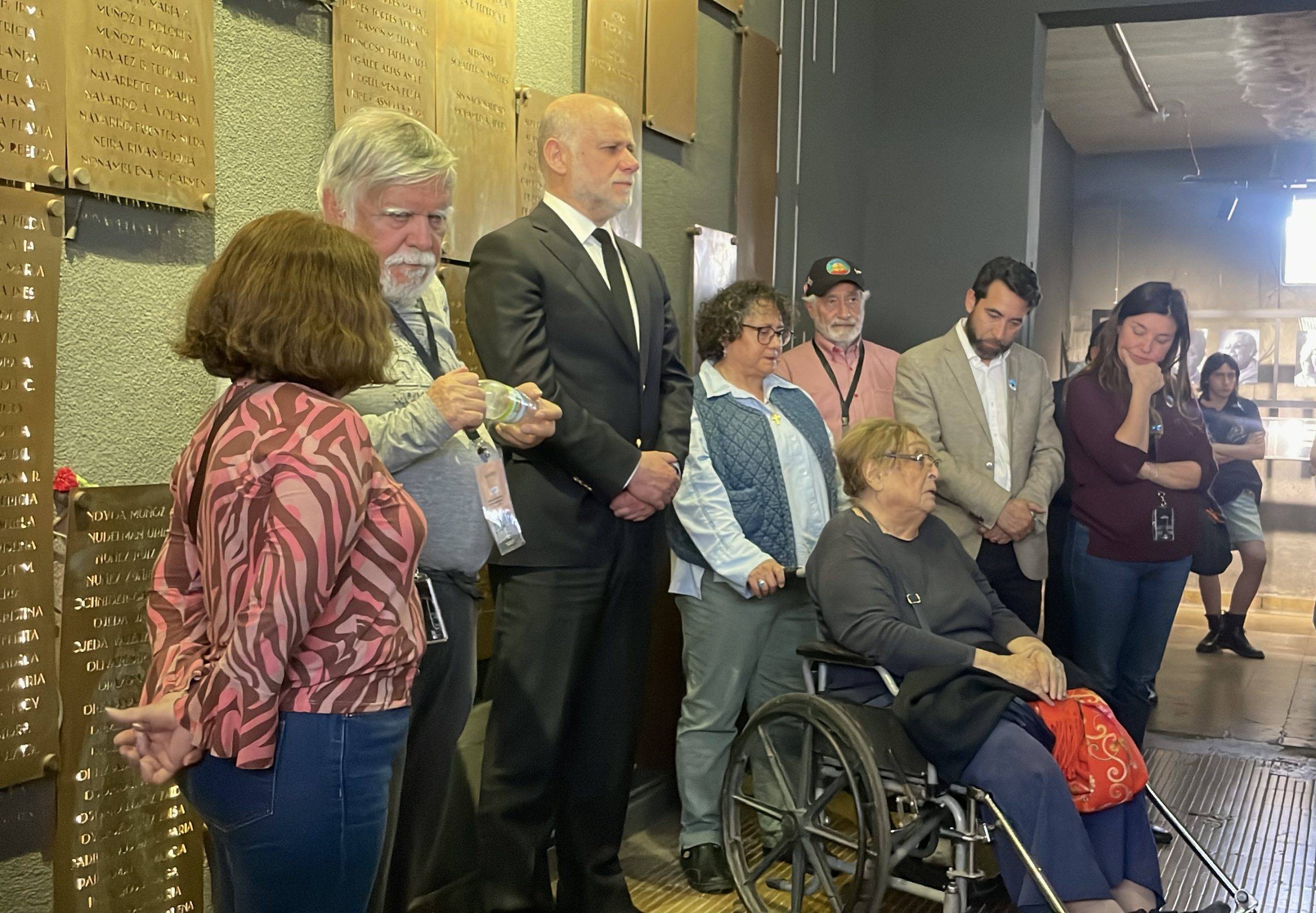 Ministro Elizalde destaca la importancia de la conmemoración del 11 de septiembre en Estadio Nacional