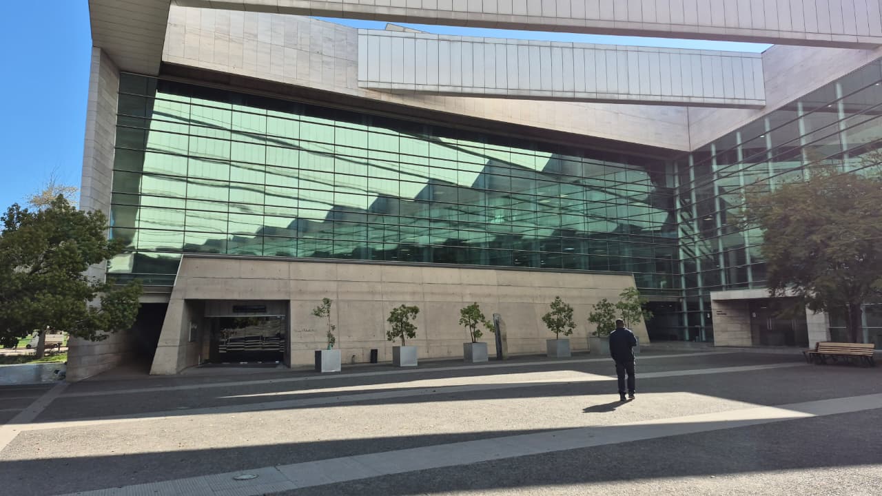 El teatro revive a Víctor Jara con una de las obras cumbre de su carrera “La Remolienda”