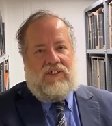 Claudio Ortiz, encargado del Archivo Institucional del Ministerio de Defensa. Participo en el evento de Carlos Prats y presento los archivos inéditos.