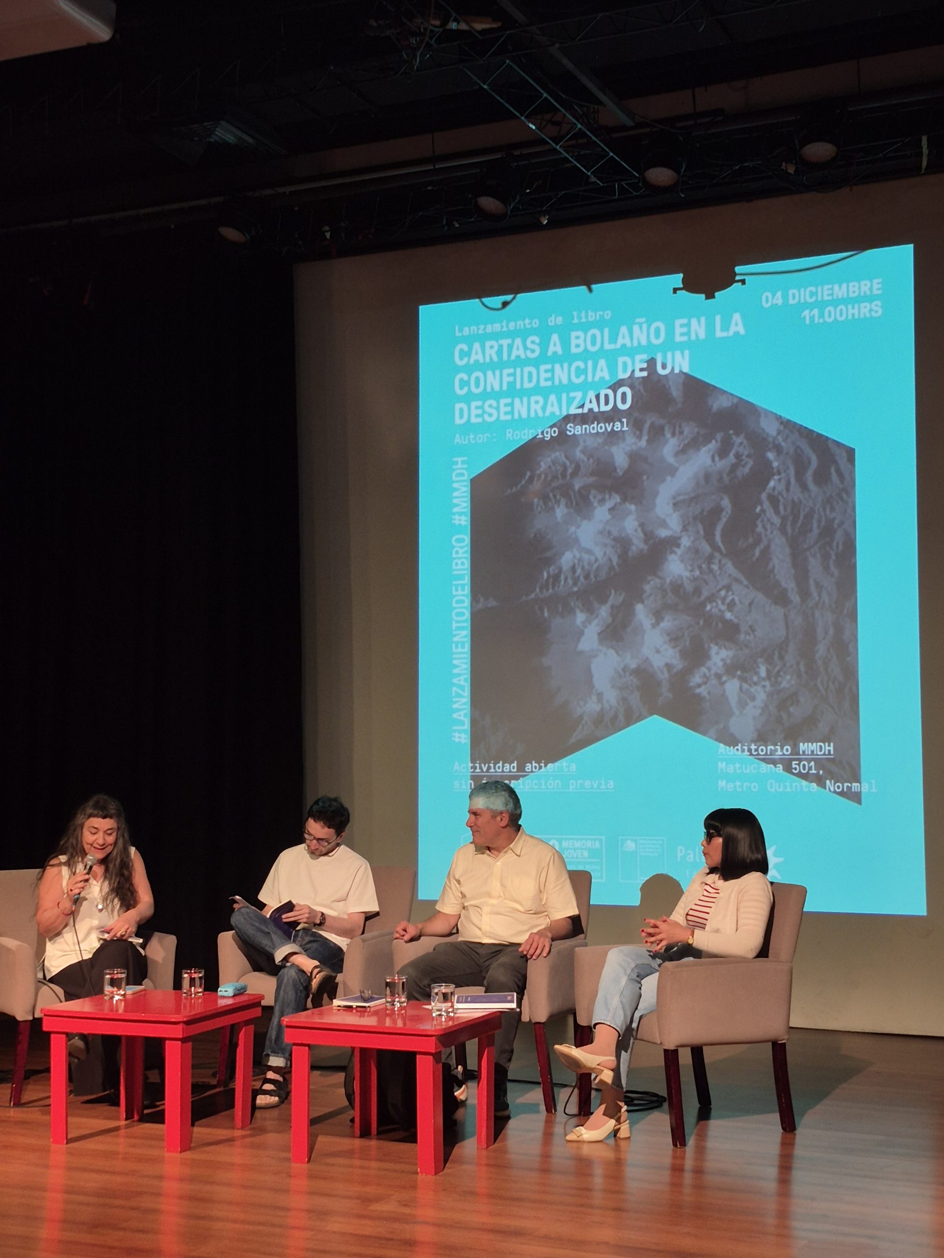 Rodrigo Sandoval y su diálogo con el desarraigo en un emotivo lanzamiento en el Museo de la Memoria y Derechos Humanos